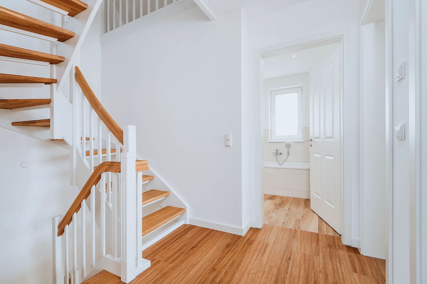  Zur Oie 27 "Westwind" (links) Fischland-Darss-Zingst - 