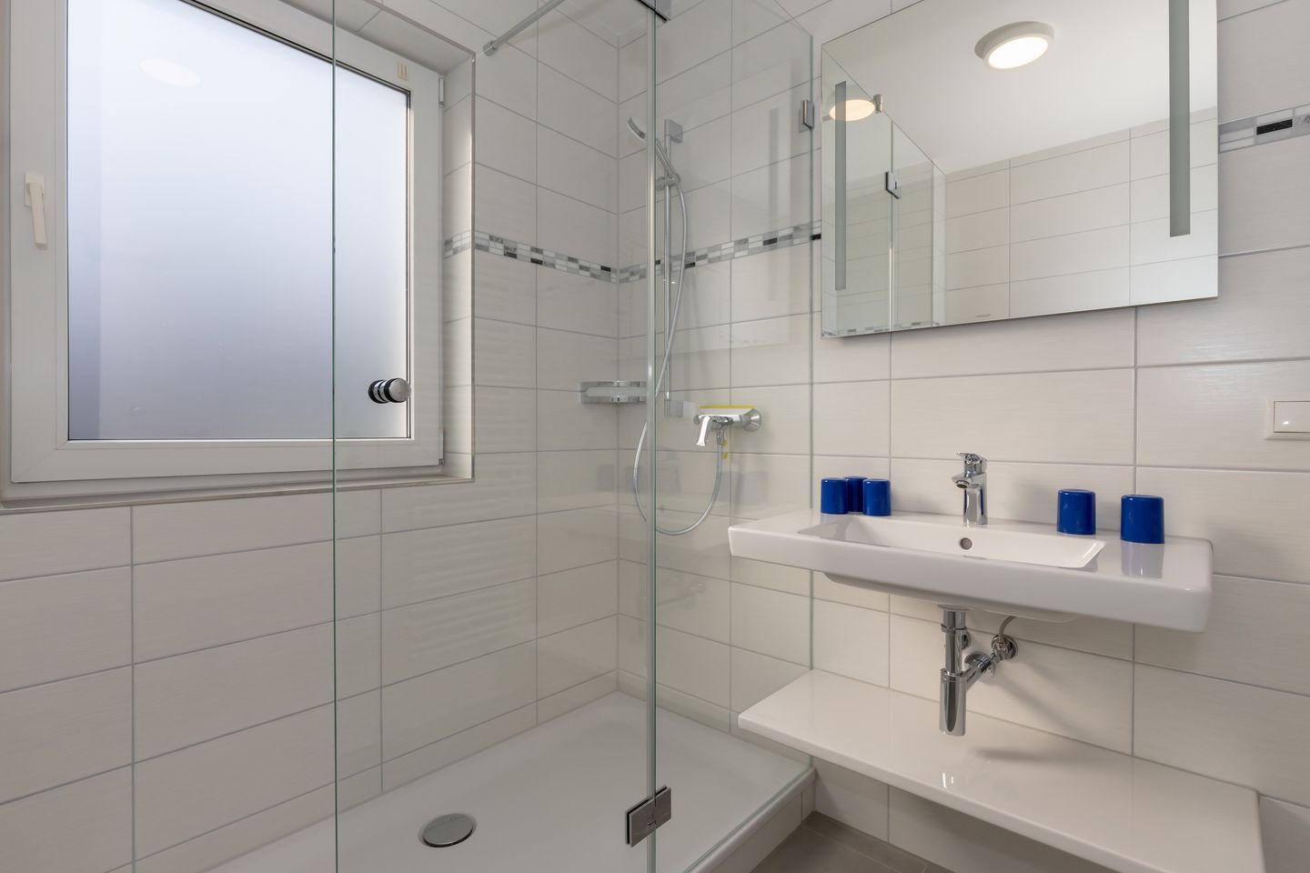 Ostseeallee 32b Ostseeallee 32b 1-1 Kühlungsborn - Badezimmer mit Dusche