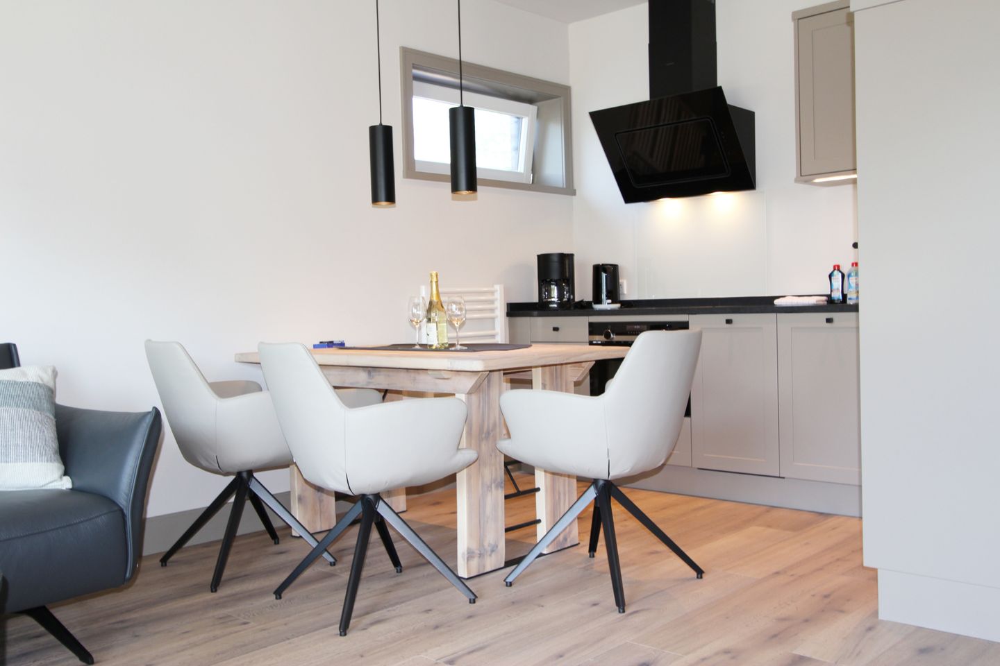 Sommerwind - Hauptstr. 9, App. 3 Wenningstedt - Wohnzimmer