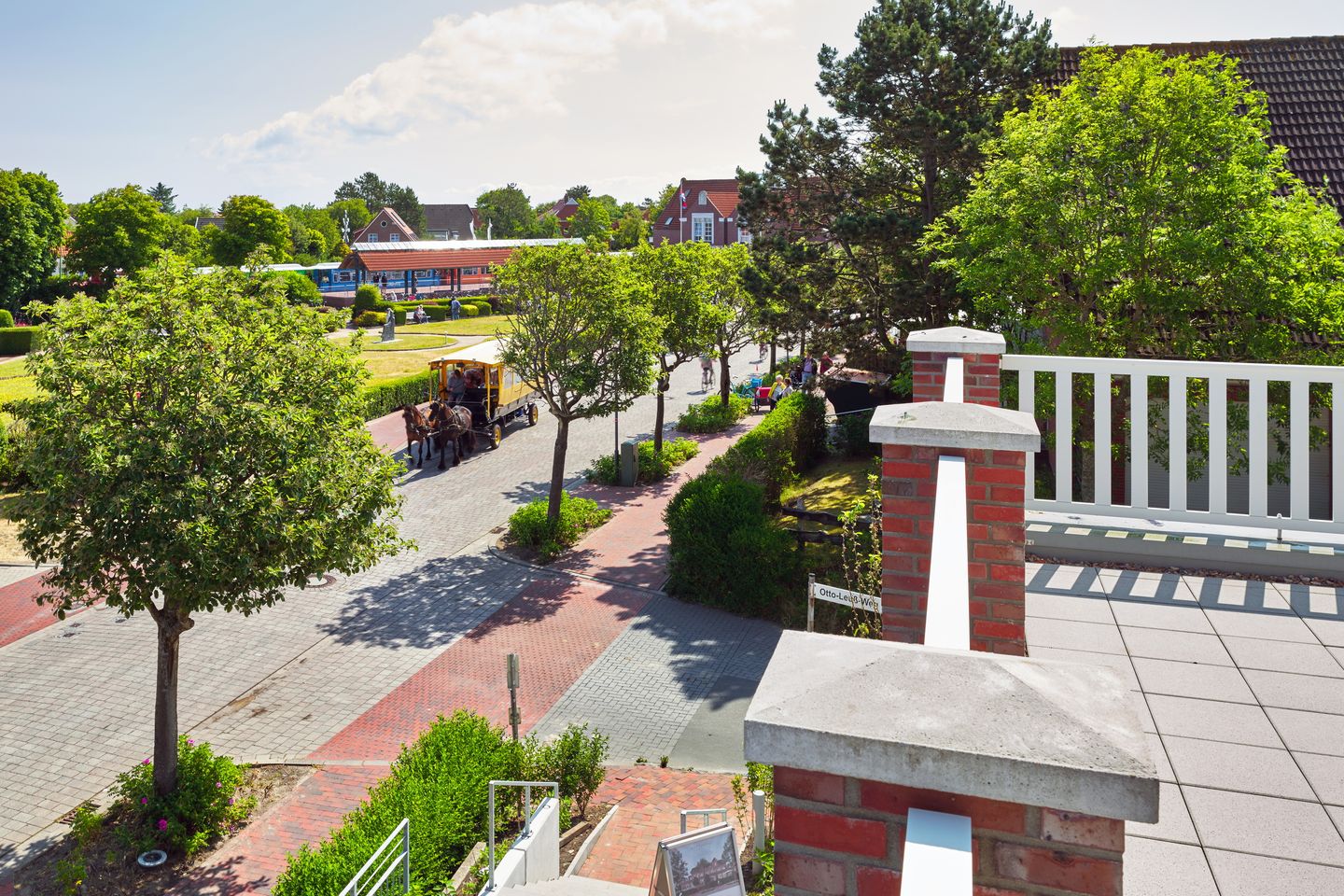 Lüttjeod Apartmentvilla Lüttjeod Apartmentvilla 08 Langeoog - Balkon mit Blick zur Straße