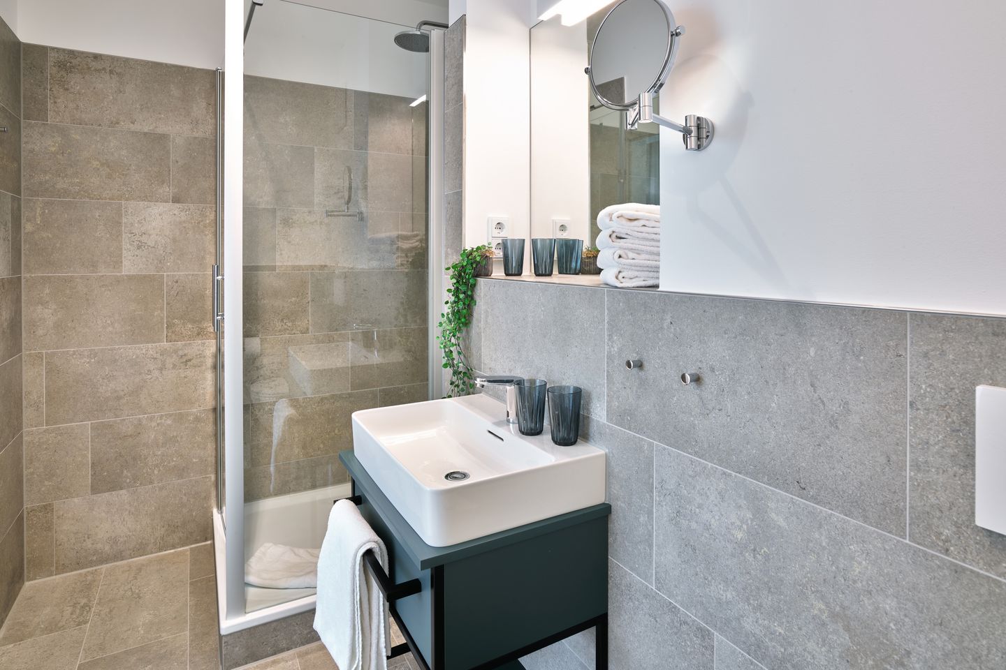 Lüttjeod Apartmentvilla Lüttjeod Apartmentvilla 09 Langeoog - Badezimmer mit Dusche