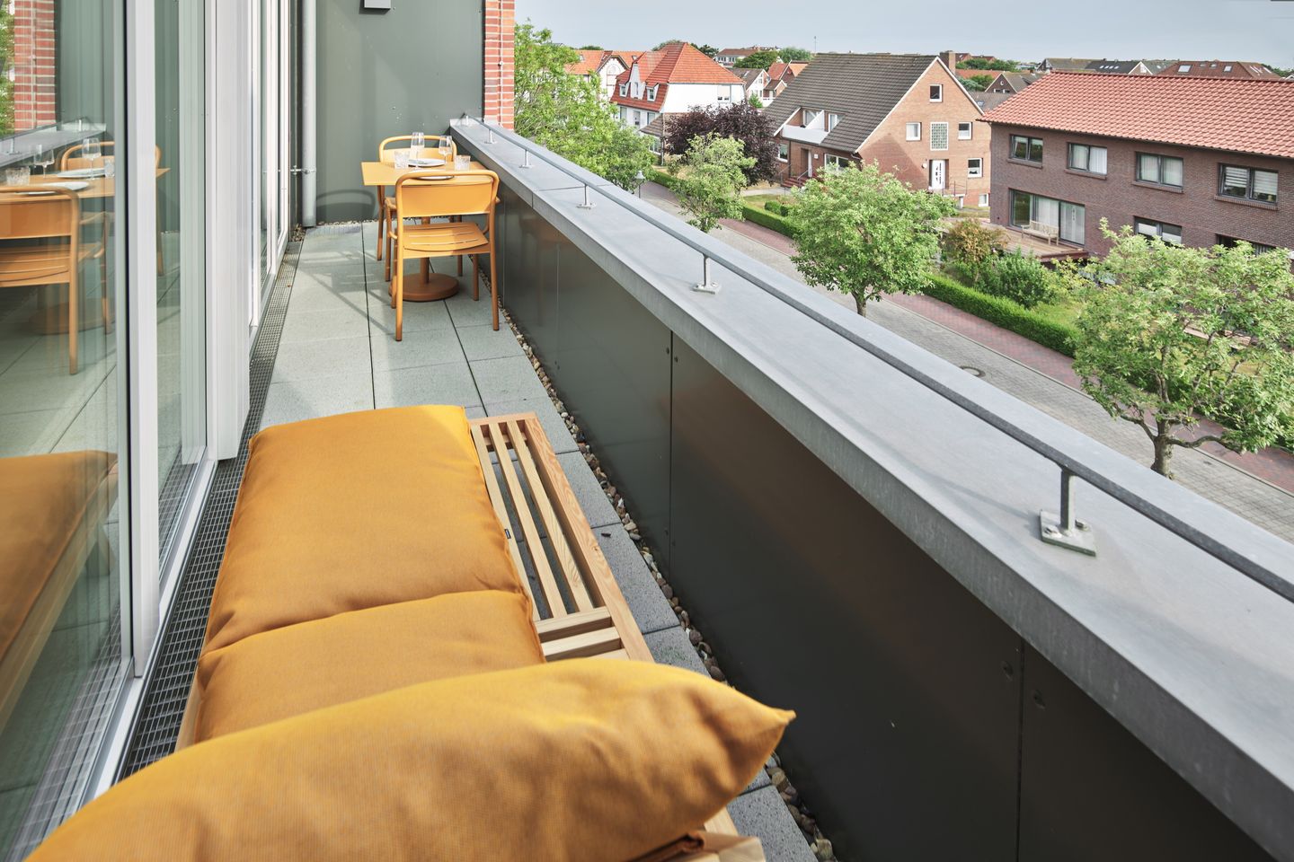 Lüttjeod Apartmentvilla Lüttjeod Apartmentvilla 18 Langeoog - Balkon mit Gartenmöbeln