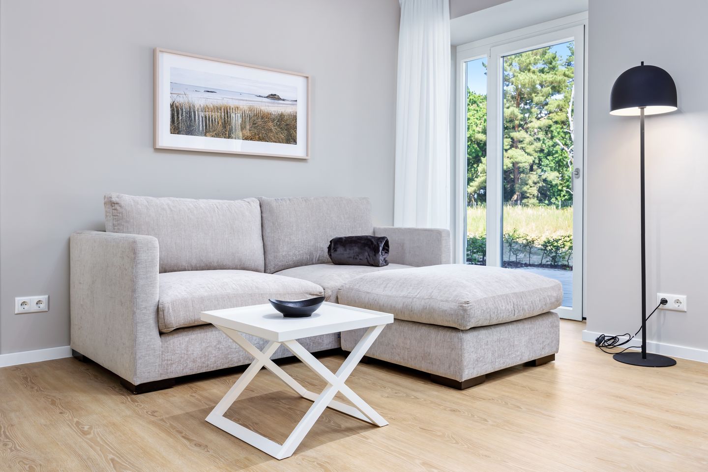 Strandresidenzen Binz-Prora Strandresidenzen Binz-Prora D0.4 Rügen - Wohn-Essbereich mit Couch