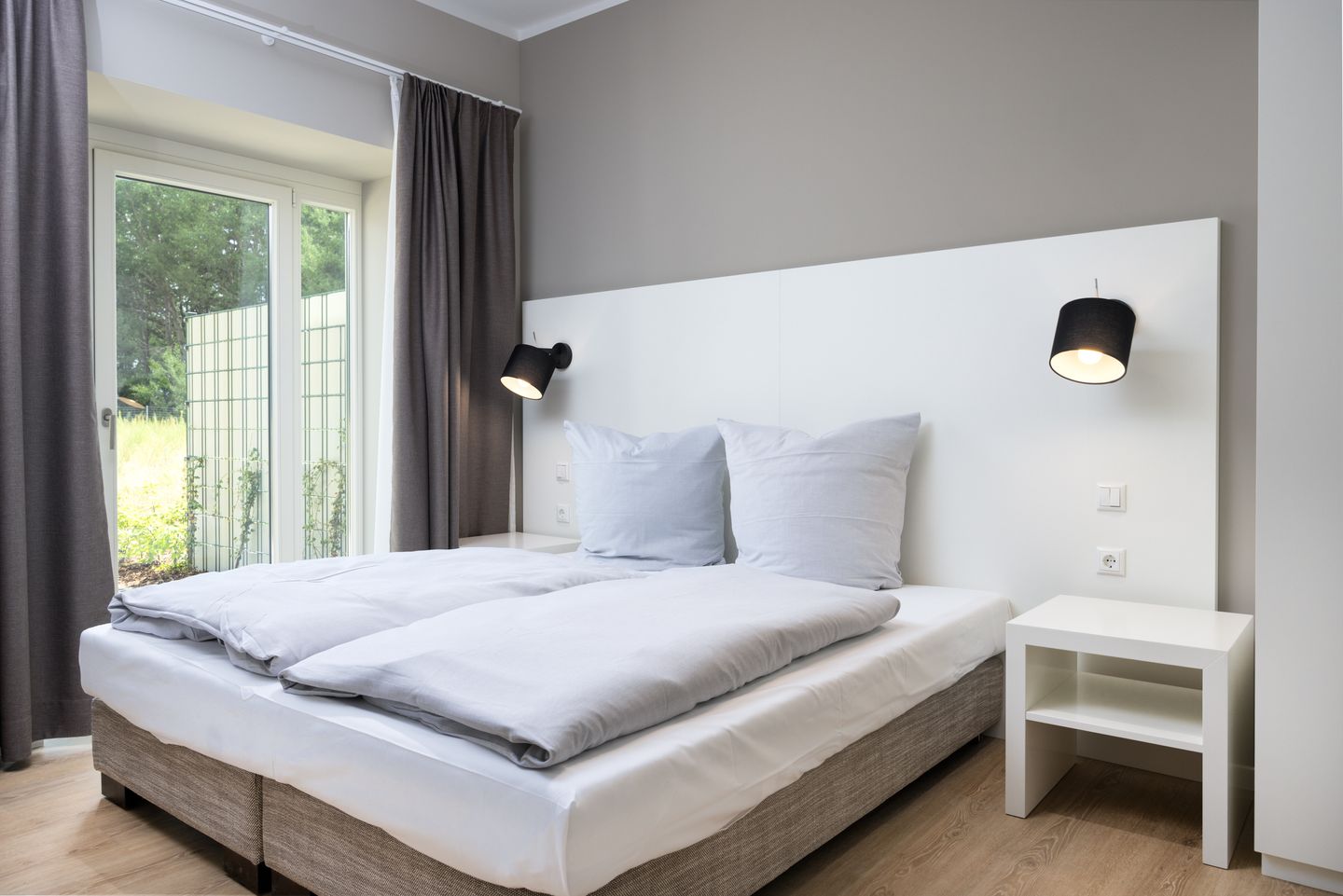 Strandresidenzen Binz-Prora Strandresidenzen Binz-Prora D0.5 Rügen - Wohn-Essbereich mit Couch