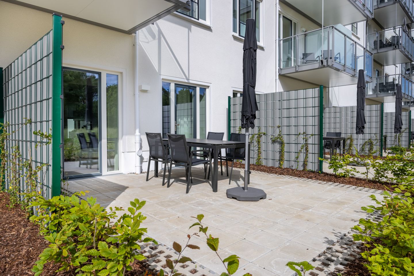 Strandresidenzen Binz-Prora Strandresidenzen Binz-Prora V0.1 Rügen - Terrasse mit Gartenmöbeln