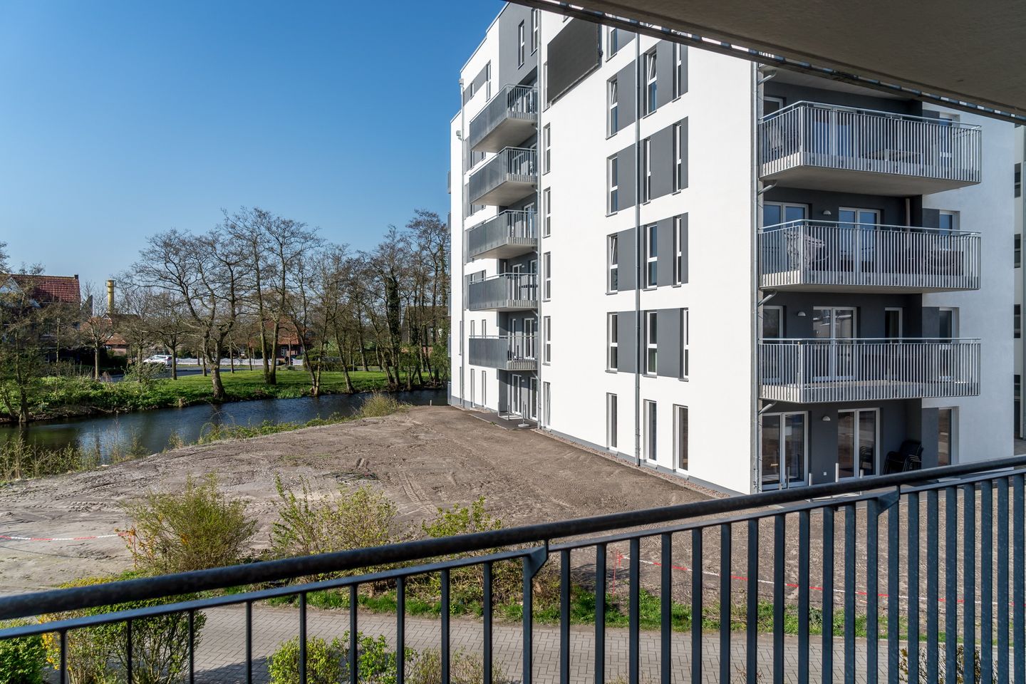 NordseeResort Friesland NordseeResort Friesland 51-1-S Schillig - Balkon mit Gartenmöbeln