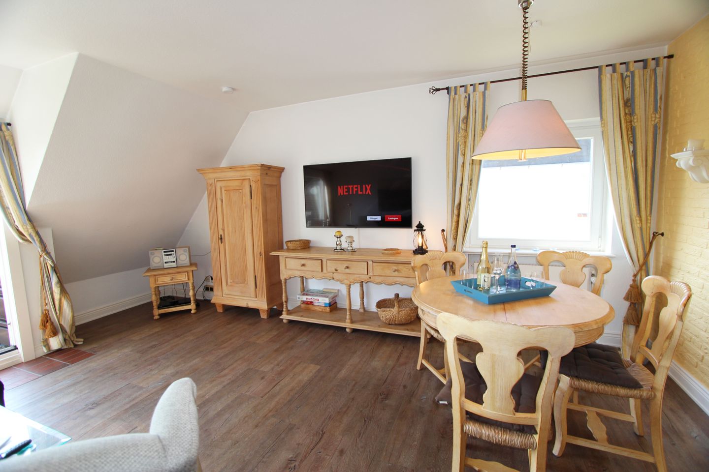  Cora  - Im Grund 27, App. 85 Wenningstedt - Wohnzimmer