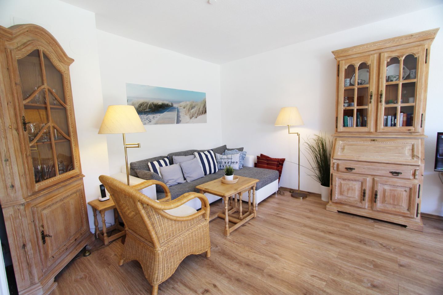 Dünenblick III - Dünenstr. 7, App. 2 Wenningstedt - Wohnzimmer