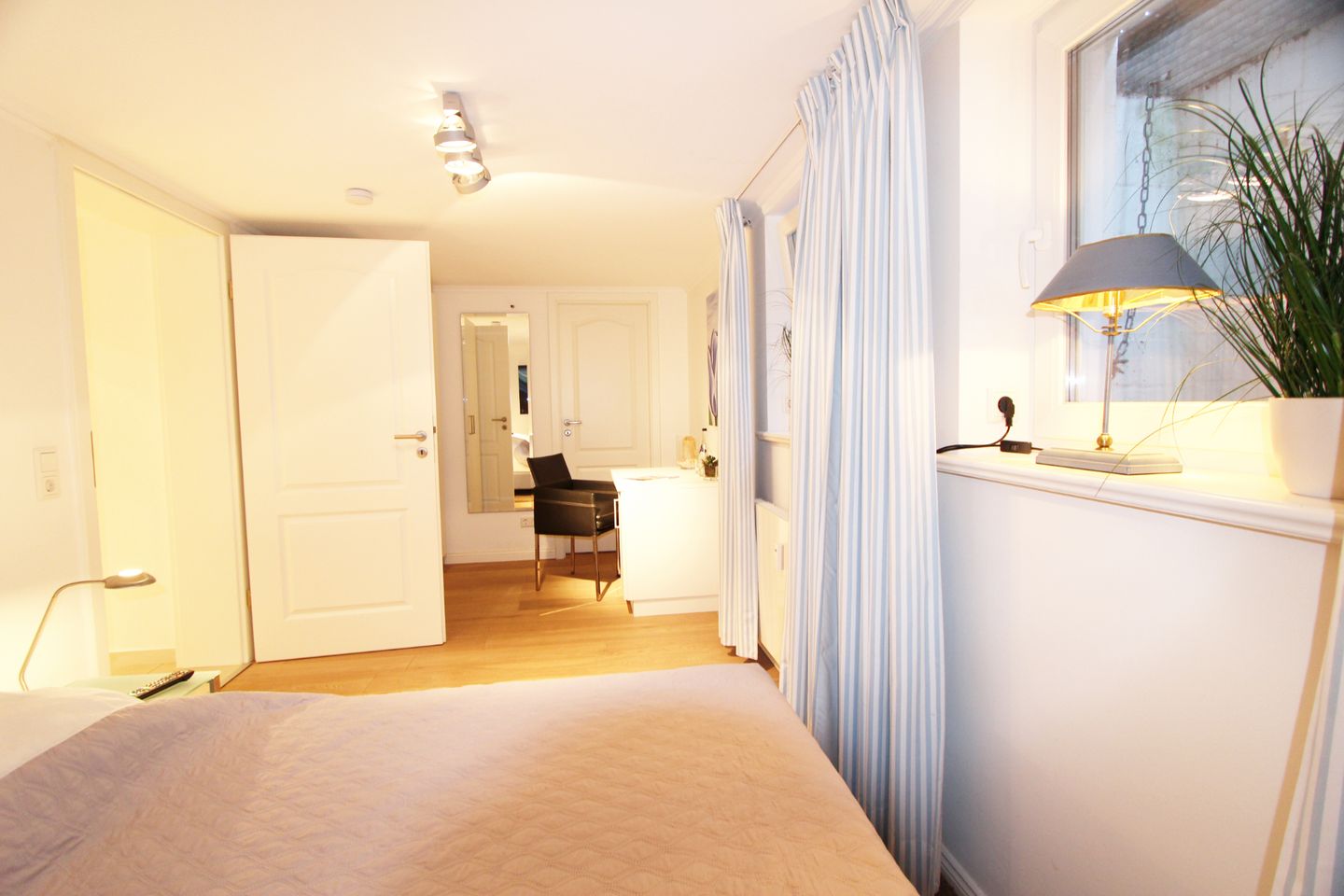 Süder Wung 12, App. 1 Wenningstedt - Schlafzimmer