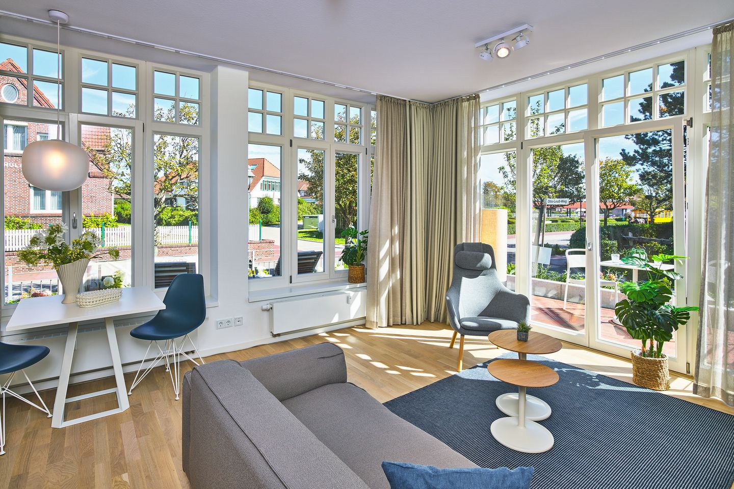 Lüttjeod Apartmentvilla Lüttjeod Apartmentvilla 01 Langeoog - Wohn-Essbereich mit Couch