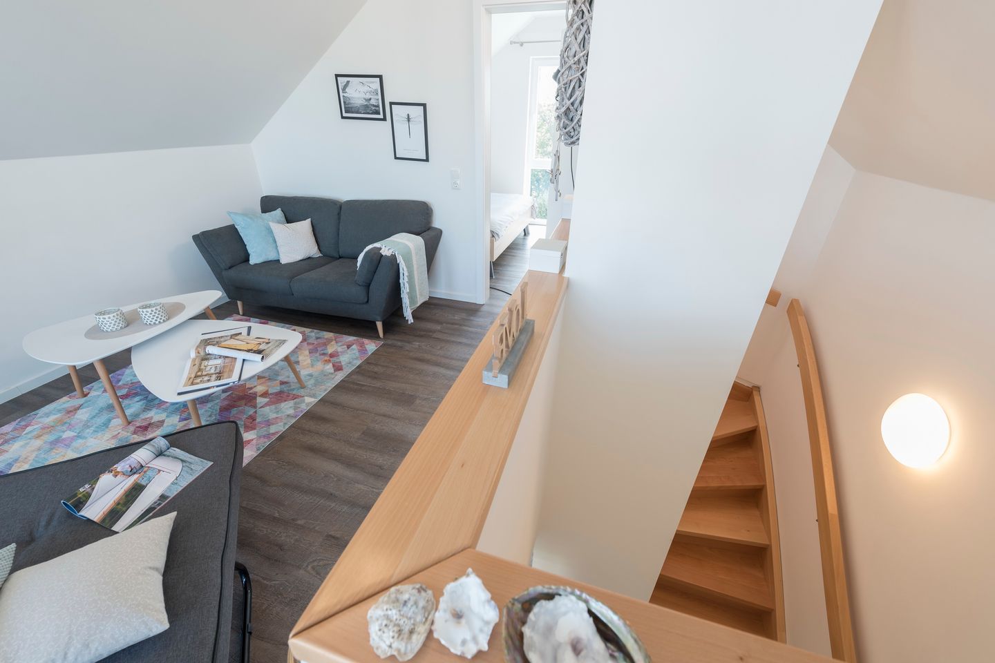NordseeResort Friesland Ferienhäuser NordseeResort Friesland 38 Schillig - Treppe zum oberen Stockwerk