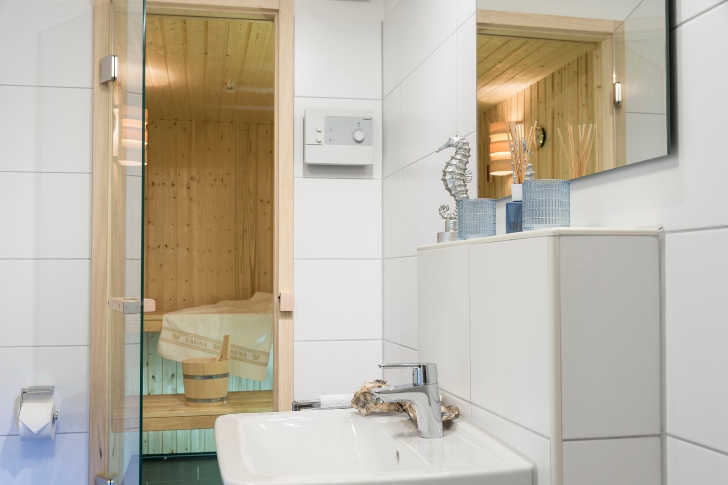 NordseeResort Friesland Ferienhäuser NordseeResort Friesland 38 Schillig - Zugang zur eigenen Sauna