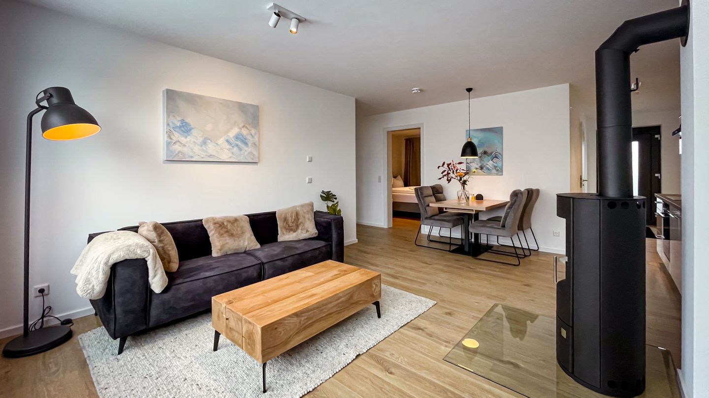 Gebirgsresort Ferienwohnung Schanzenblick Winterberg - Wohnzimmer