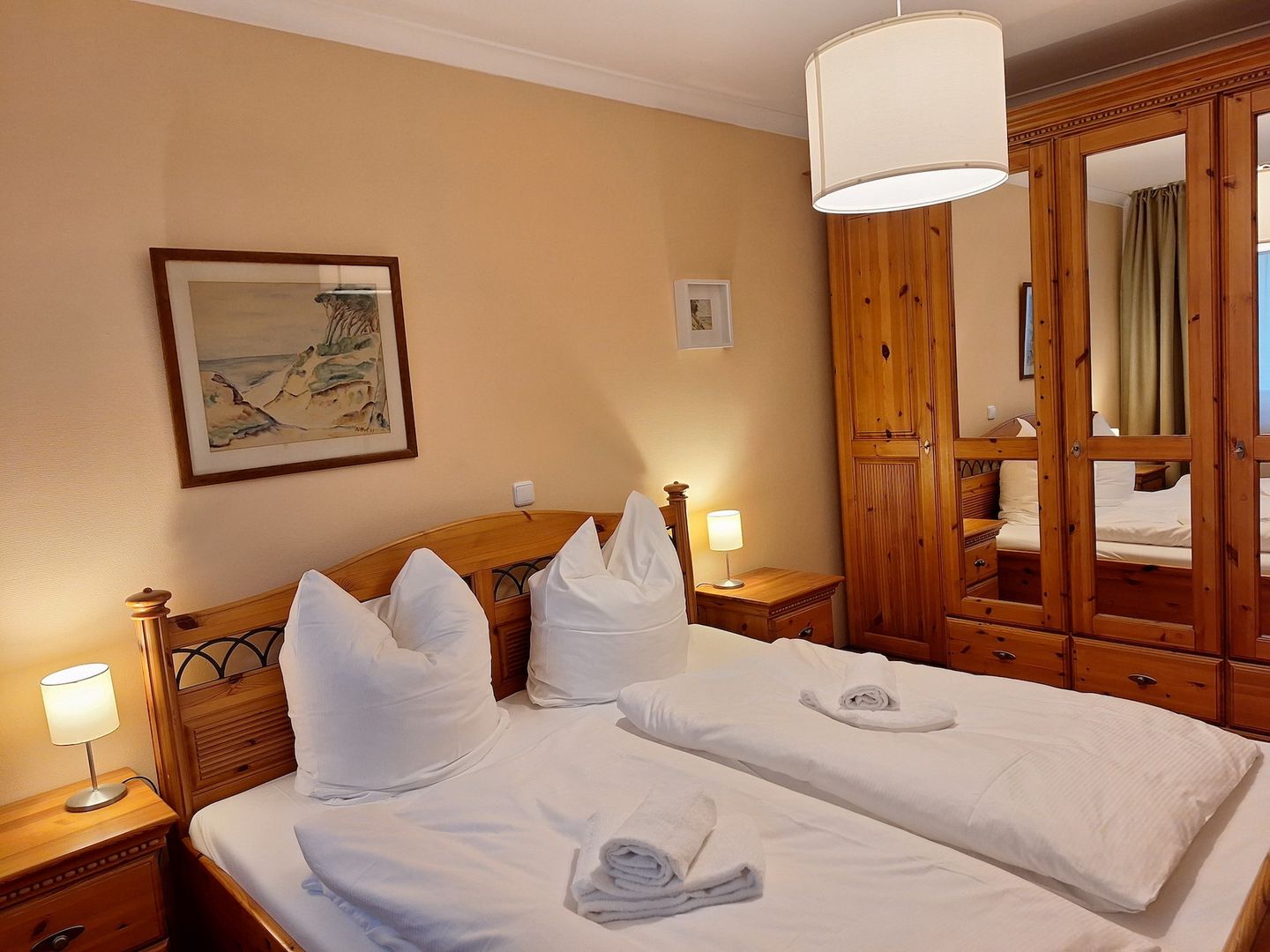 Apartment-Residenz Ostseestrand Apartment-Residenz Ostseestrand 18 Kühlungsborn - Schlafzimmer mit Doppelbett