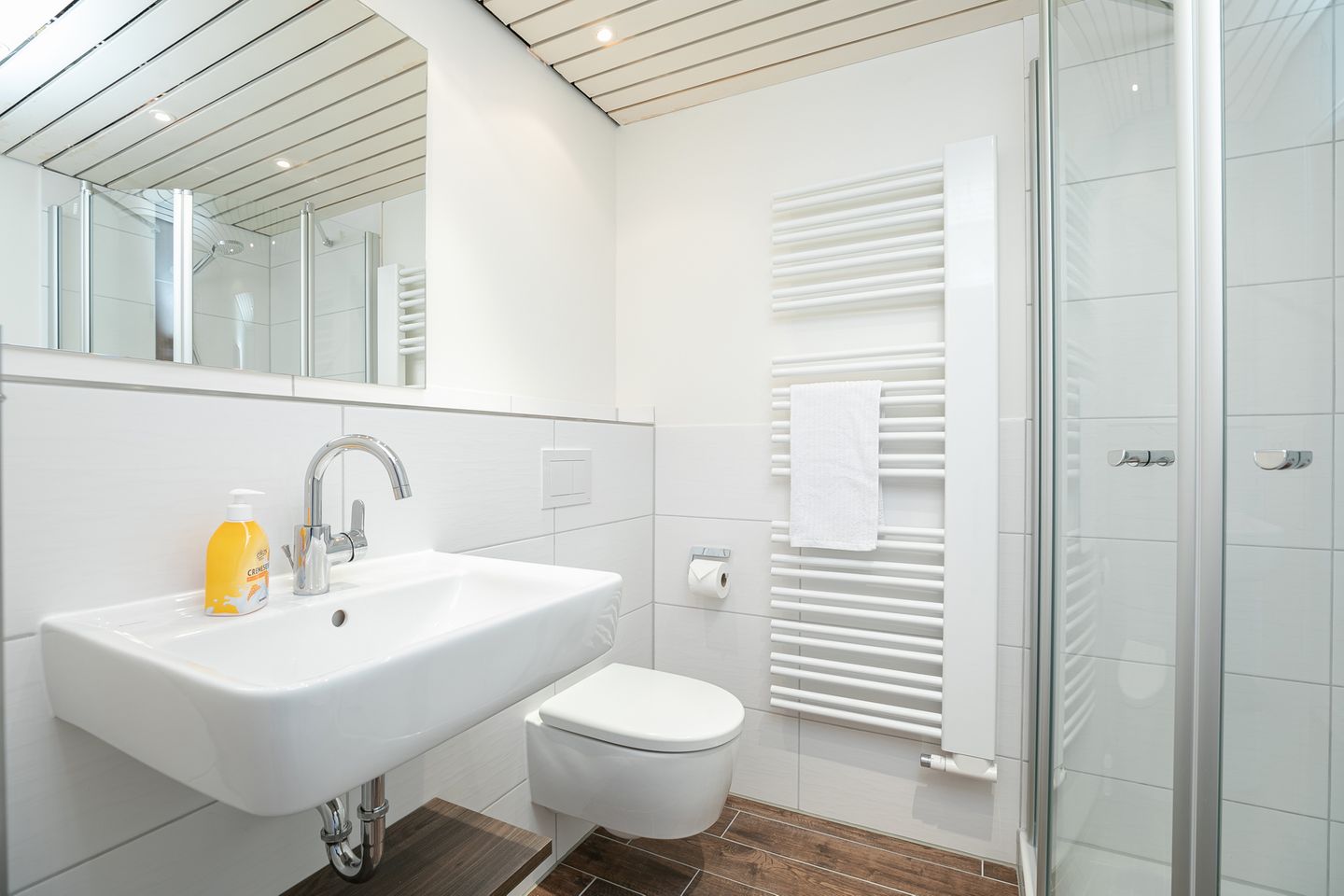  Berolina 324 - Hausmeisterwohnung Dahme - Badezimmer