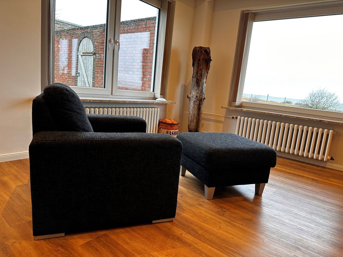 Haus Waasfrees Haushälfte Habel Mehrgenerationenhaus mit Meerblick direkt am Wasser mit Terrasse und Garten Steenodde auf Amrum - 