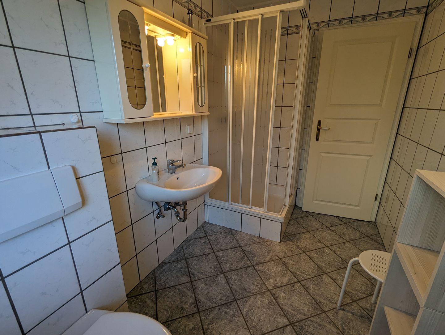 Haus Friesenglück Whg. Seepferdchen Alkersum - Badezimmer