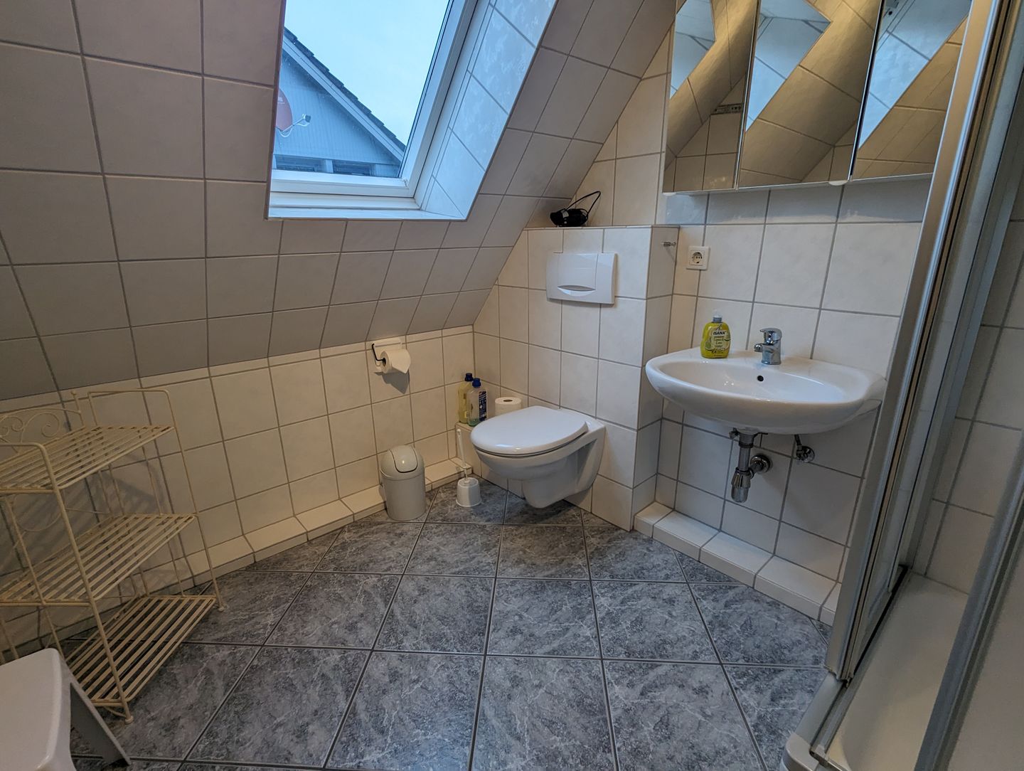 Haus Friesenglück Whg. Leuchtturm Alkersum - Badezimmer