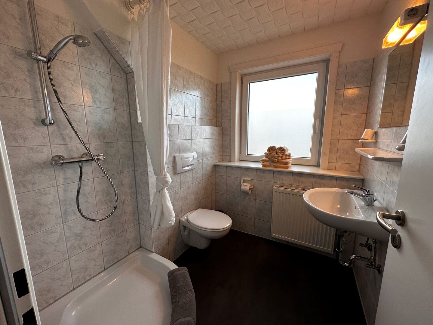 Haus Waasfrees Ferienwohnung Oland mit einmaliger Wattlage. Steenodde auf Amrum - 