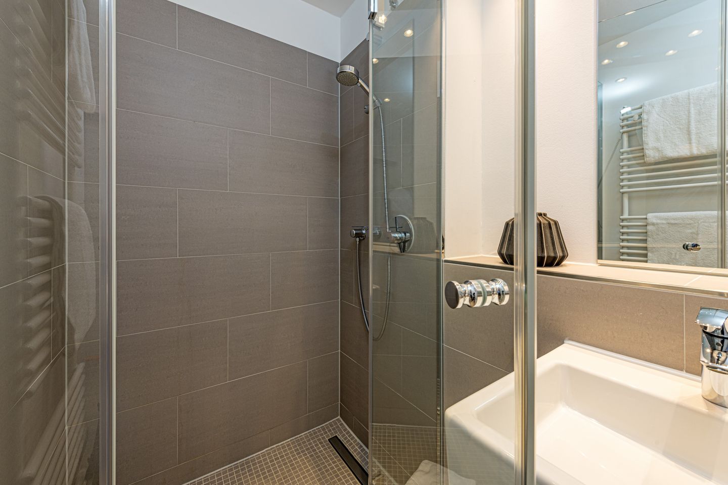 Apartmentvilla Anna See Apartmentvilla Anna See 1-15 Langeoog - Badezimmer mit Dusche