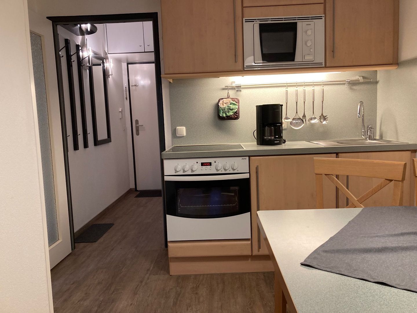 Berolina 118 - Morgensonne Dahme - Küche / Küchenzeile