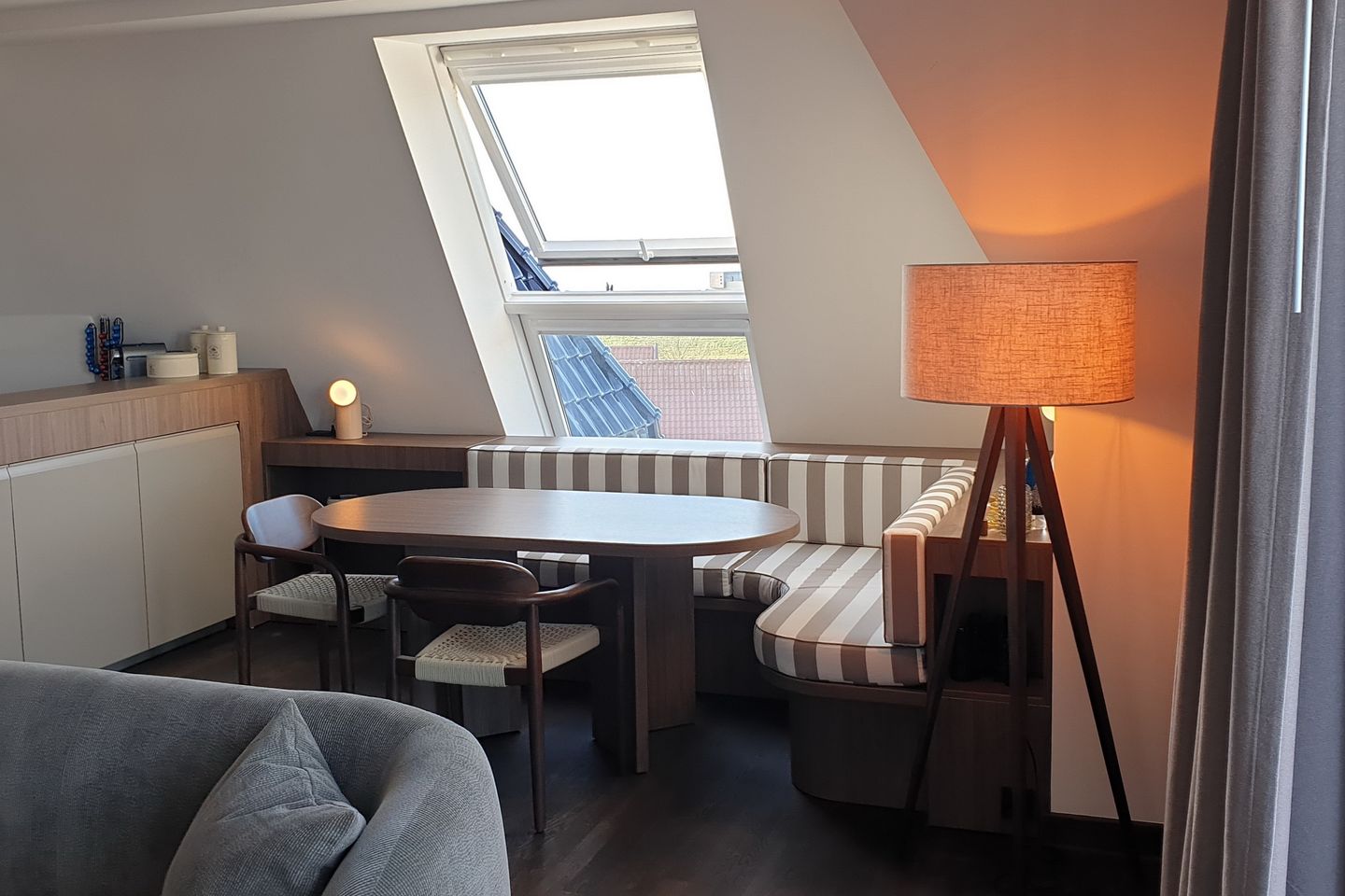 Resort Deichgraf Resort Deichgraf 31-18 Wremen - Wohn-Essbereich mit Eckbank