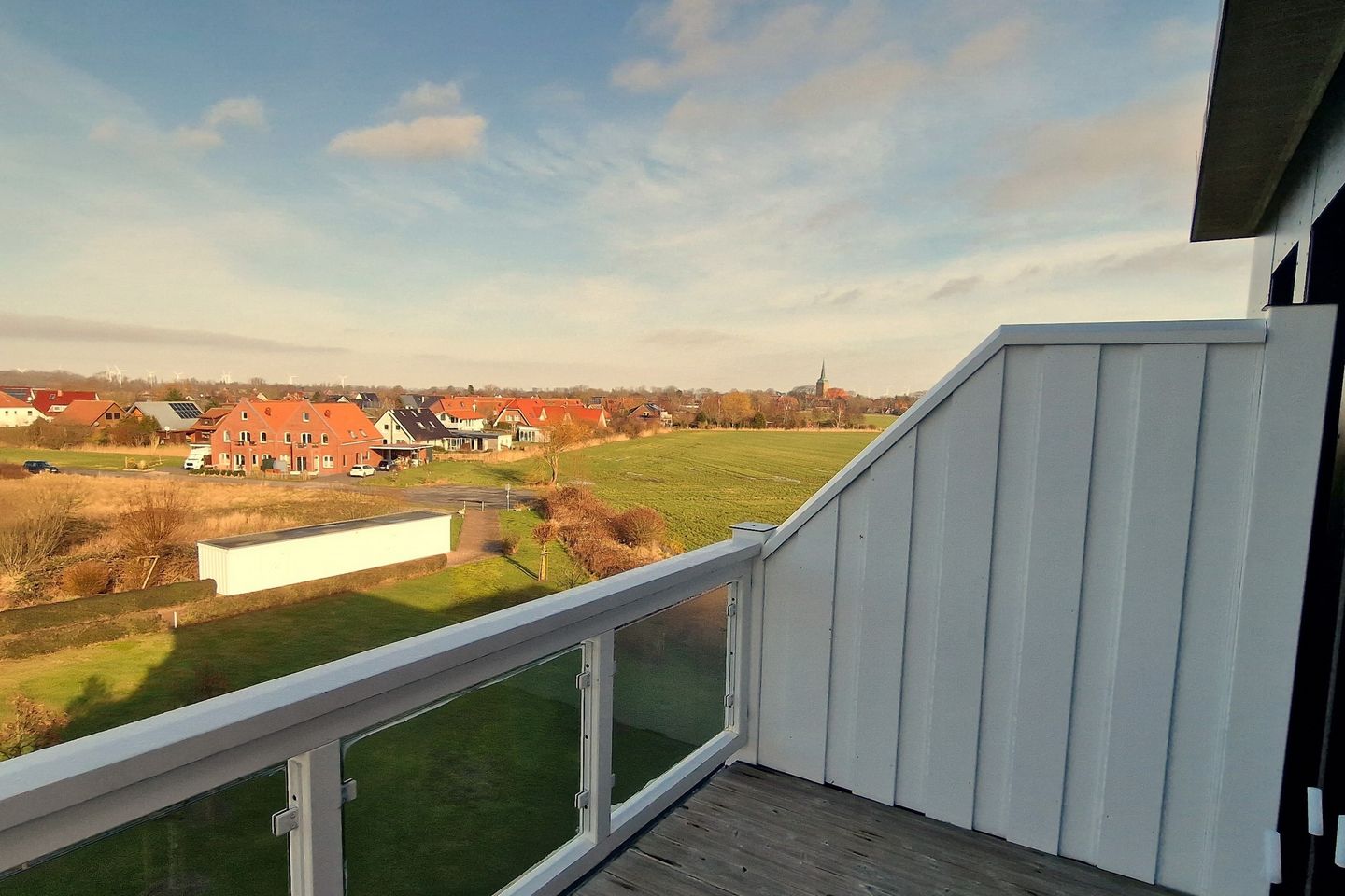 Resort Deichgraf Resort Deichgraf 31-18 Wremen - Balkon mit Gartenmöbeln