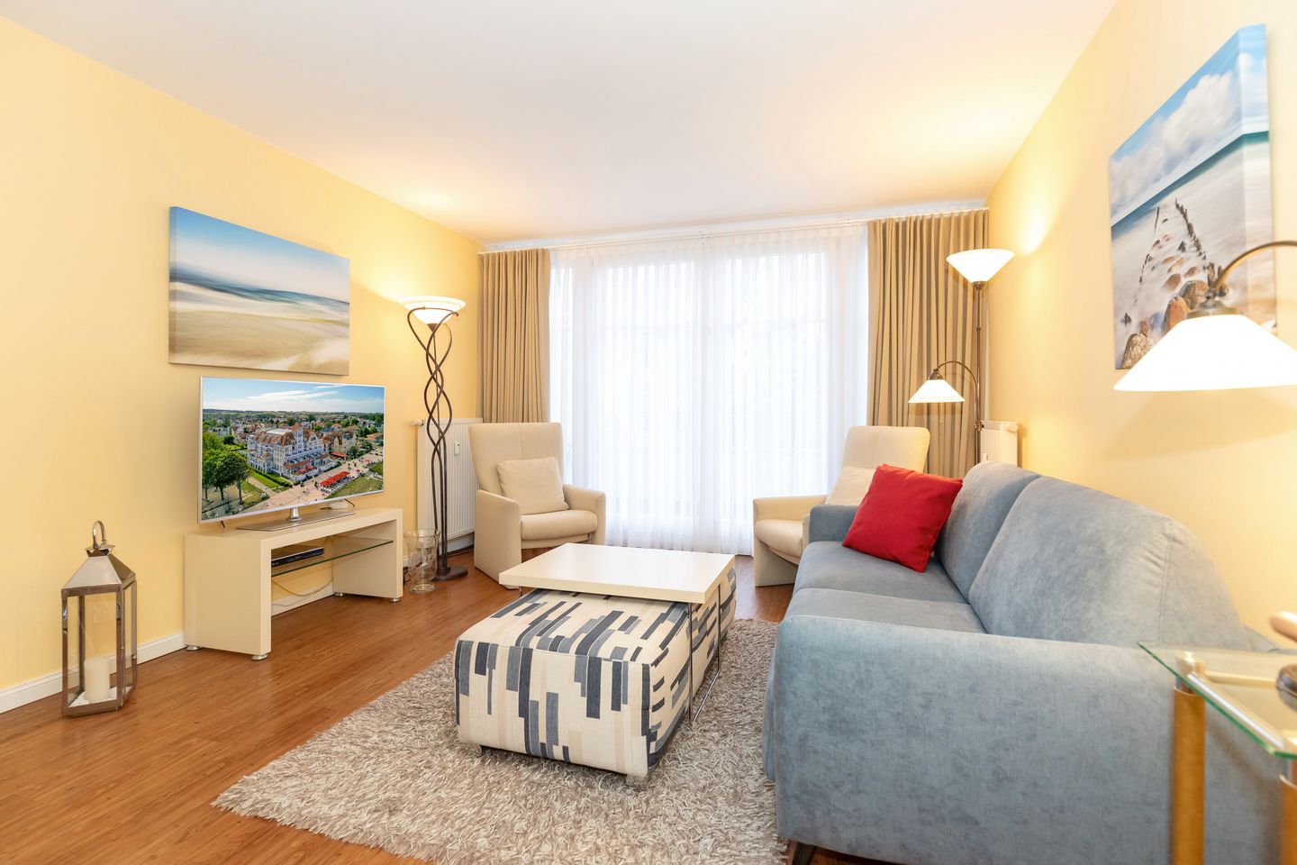 Meeresblick Meeresblick 205 Kühlungsborn - Wohn-Essbereich mit Couch