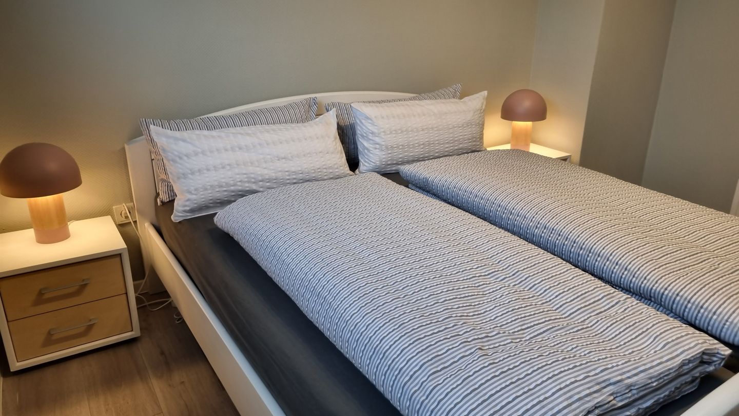 Haus Spökenkieker Loppersum Kiebitzdelle Dünen - Schlafzimmer