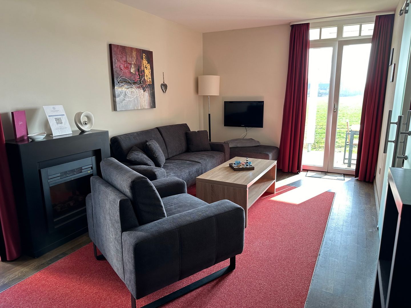 Resort Deichgraf Resort Deichgraf 31-04 Wremen - Wohn-Essbereich mit Couch
