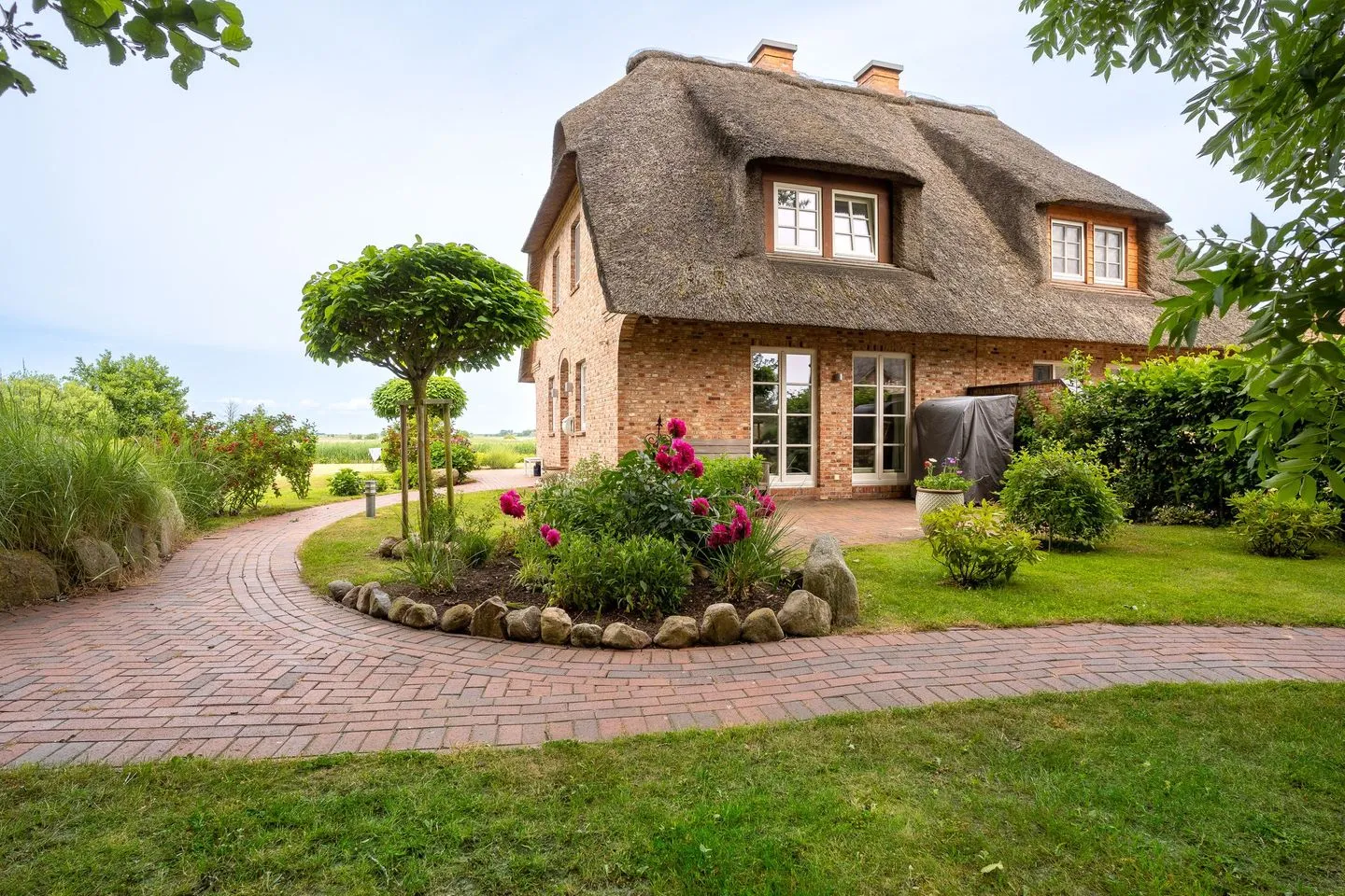 Reetdachhaus Lütt Strandhüs Reetdachhaus Lütt Strandhüs SPO Boehl - 