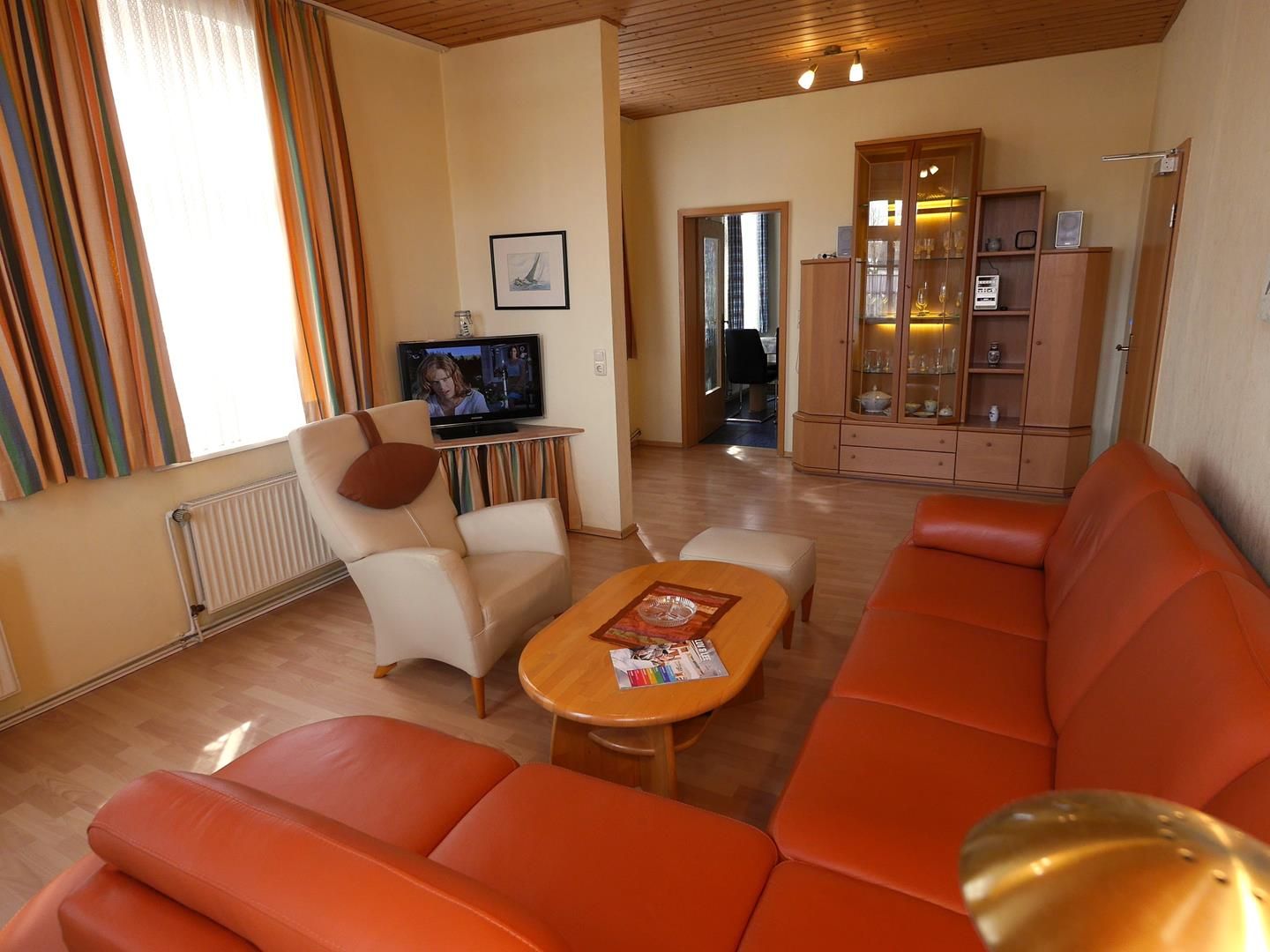  Ferienwohnung Am Hafen West "Tjalk" Carolinensiel - 