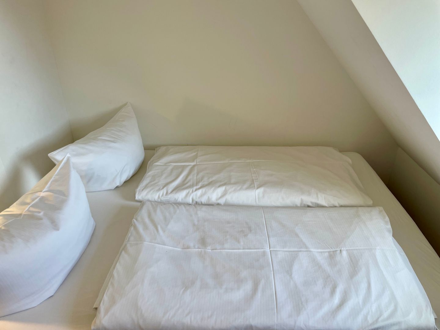 Altes Friesenhaus Wohnung 3 Scheune Morsum - Schlafzimmer