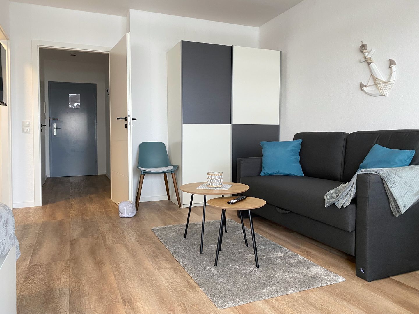 Kaiserhof Apartment 780, Typ J +  - Wohnzimmer