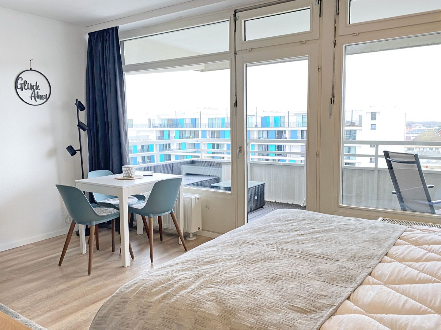 Kaiserhof Apartment 780, Typ J +  - Wohnzimmer