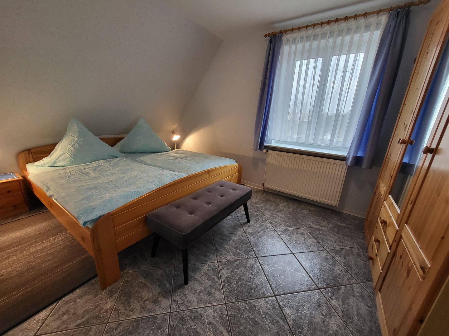 Haus Friesenglück Whg. Muschel Alkersum - Schlafzimmer