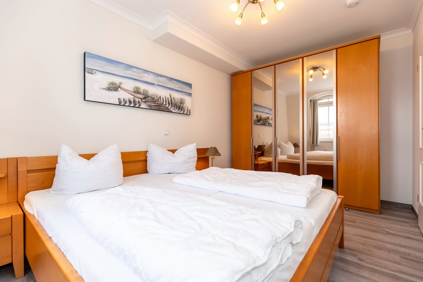 Apartment-Residenz Ostseestrand Apartment-Residenz Ostseestrand 35 Kühlungsborn - Schlafzimmer mit Doppelbett