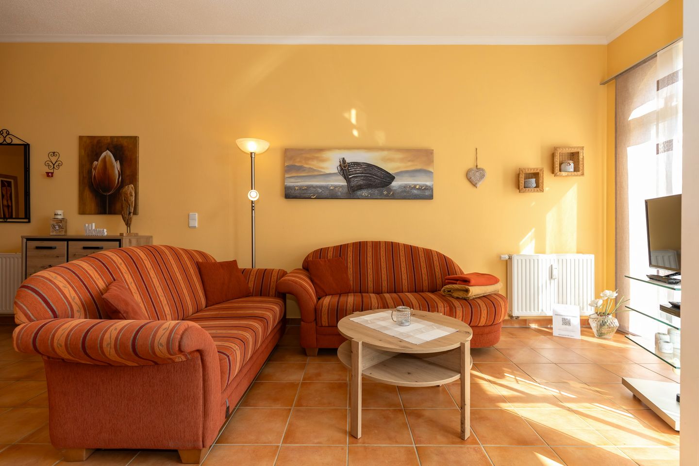 Apartmenthaus Atlantik Apartmenthaus Atlantik 007 Kühlungsborn - Wohn-Essbereich mit Couch