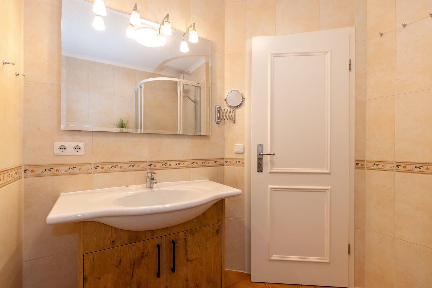 Apartmenthaus Atlantik Apartmenthaus Atlantik 303 Kühlungsborn - Badezimmer mit Dusche