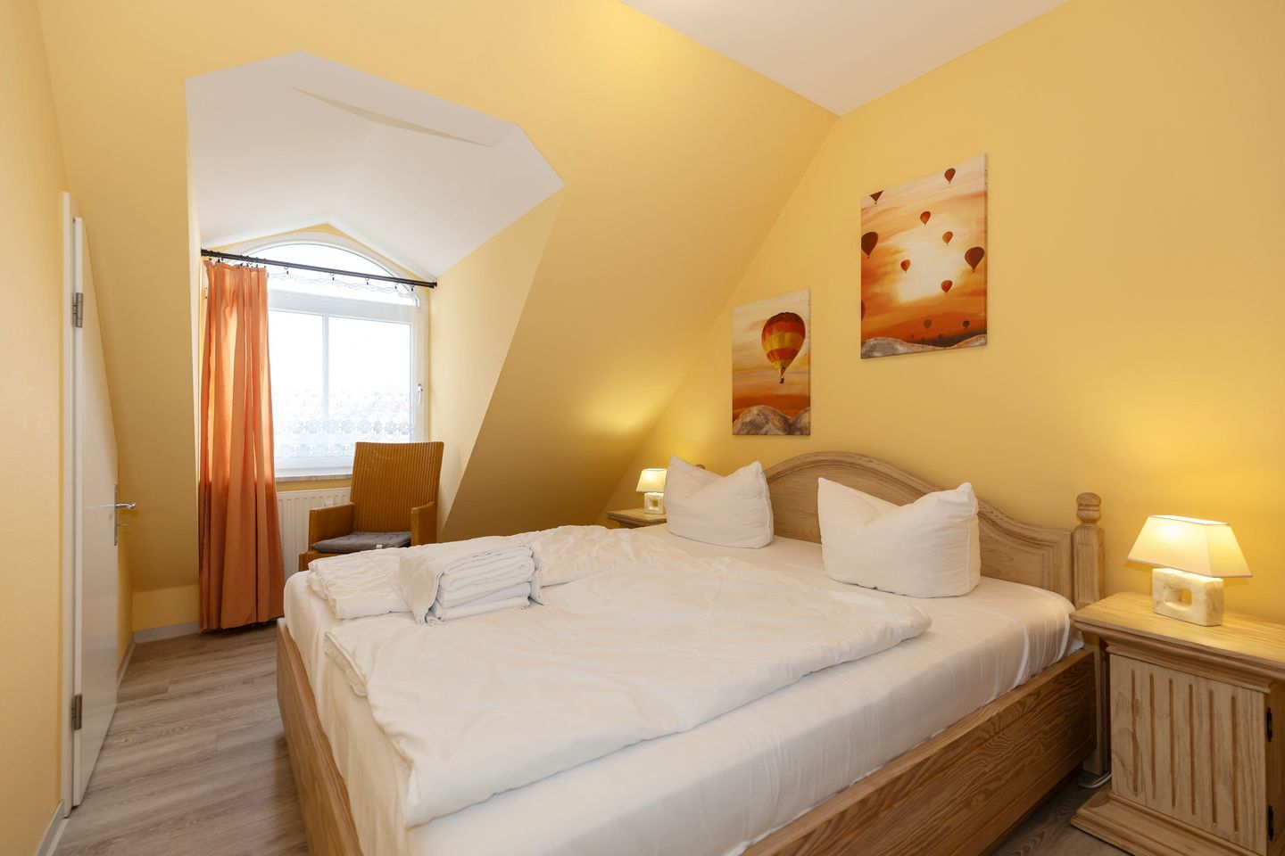 Apartmenthaus Atlantik Apartmenthaus Atlantik 411 Kühlungsborn - Schlafzimmer mit Doppelbett