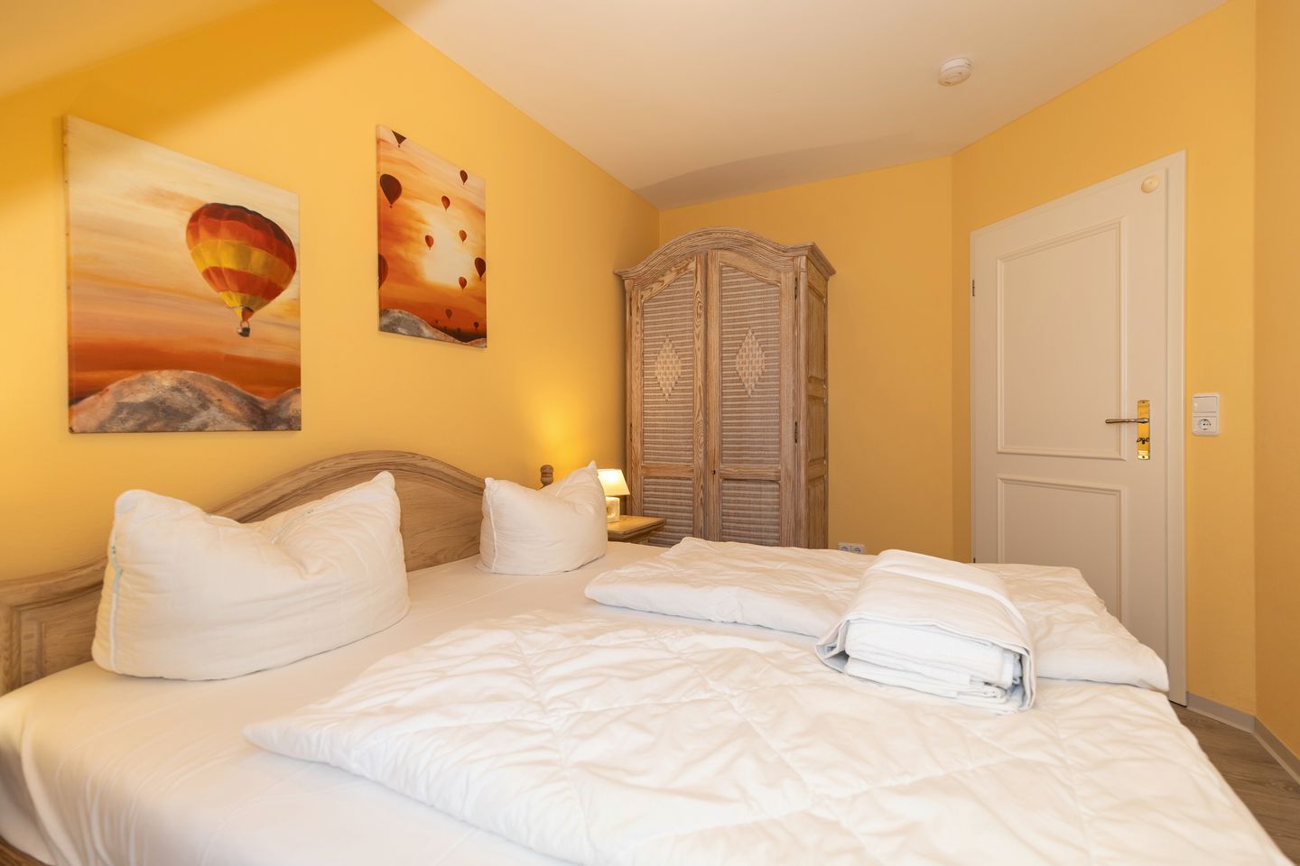 Apartmenthaus Atlantik Apartmenthaus Atlantik 411 Kühlungsborn - Schlafzimmer mit Doppelbett