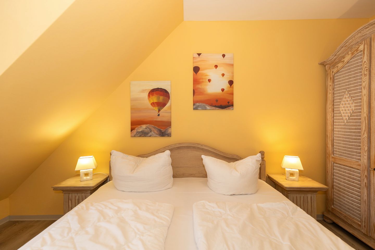 Apartmenthaus Atlantik Apartmenthaus Atlantik 411 Kühlungsborn - Schlafzimmer mit Doppelbett