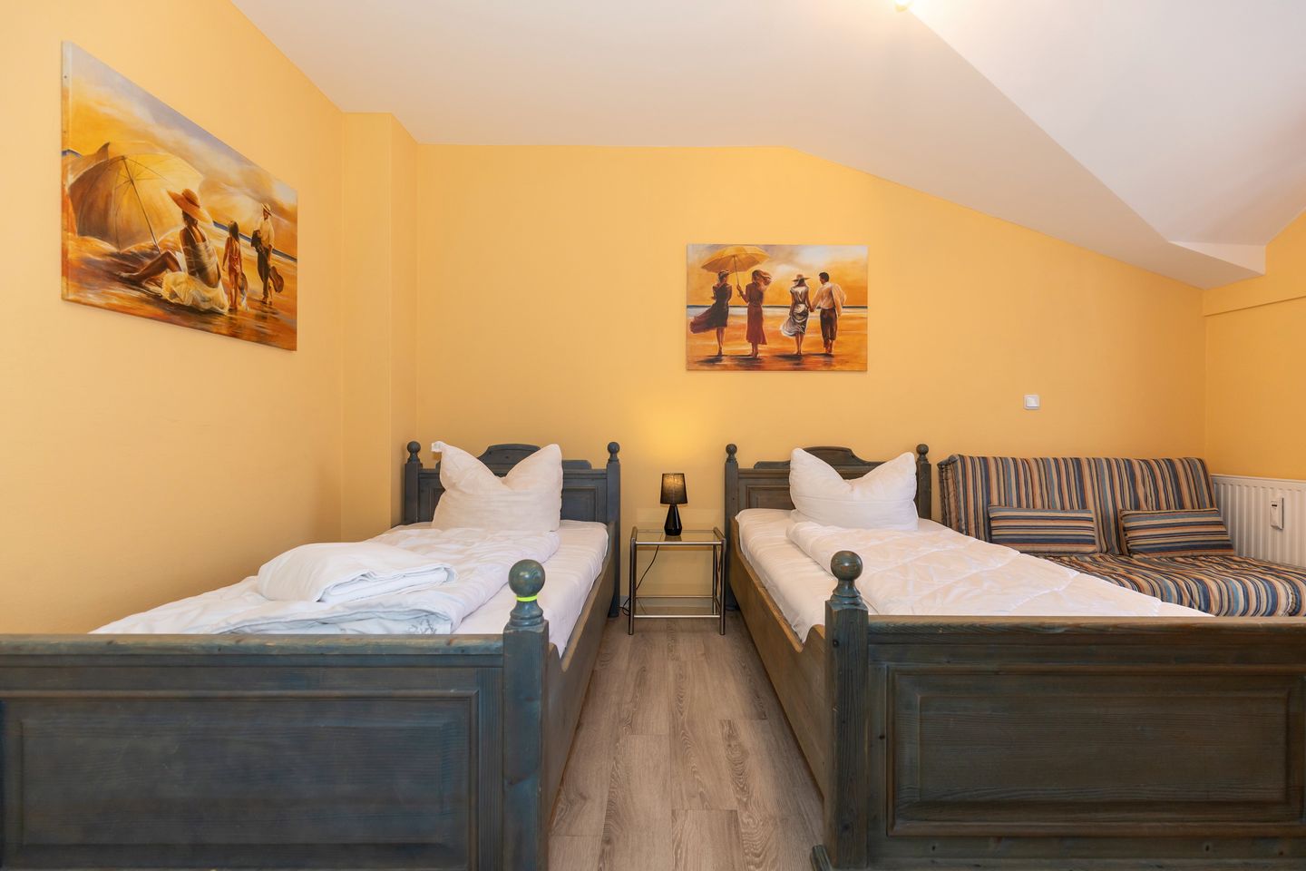 Apartmenthaus Atlantik Apartmenthaus Atlantik 411 Kühlungsborn - Schlafzimmer mit zwei Einzelbetten