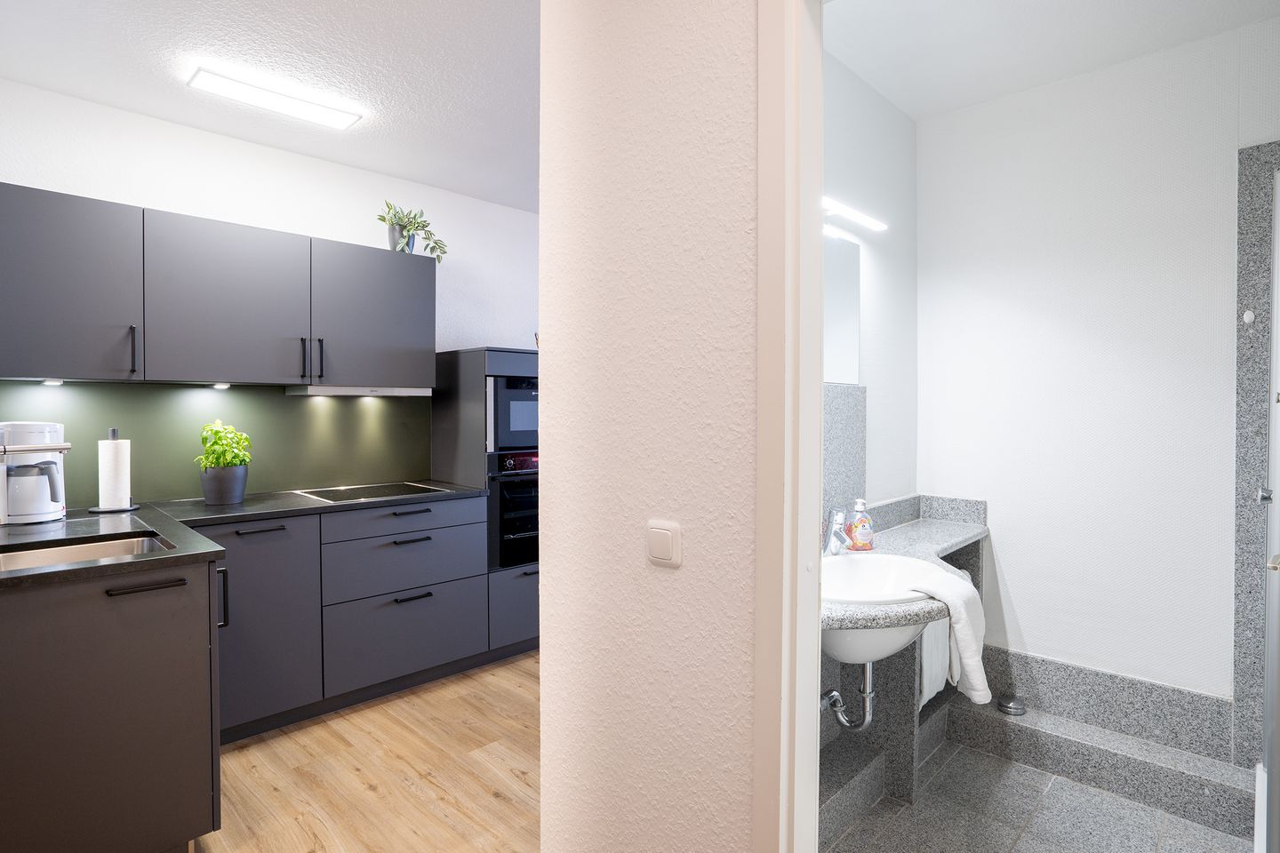 HOF/210 - Berliner Hof - Seeblick Scharbeutz - Küche / Küchenzeile