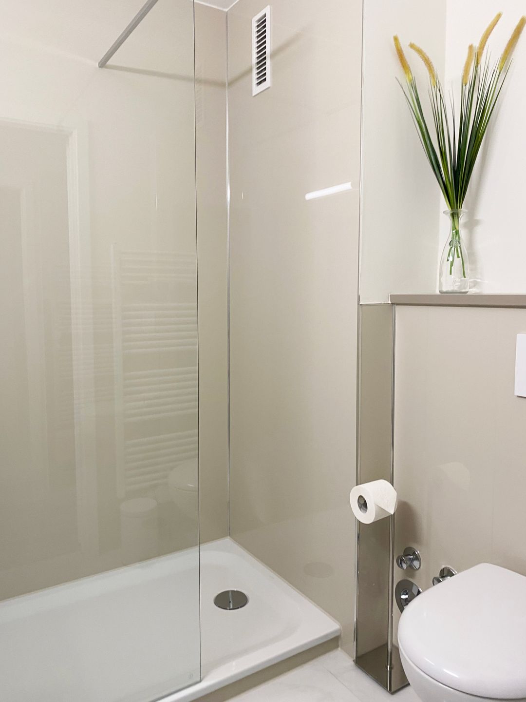 Kaiserhof Apartment 208, Typ G  - Badezimmer