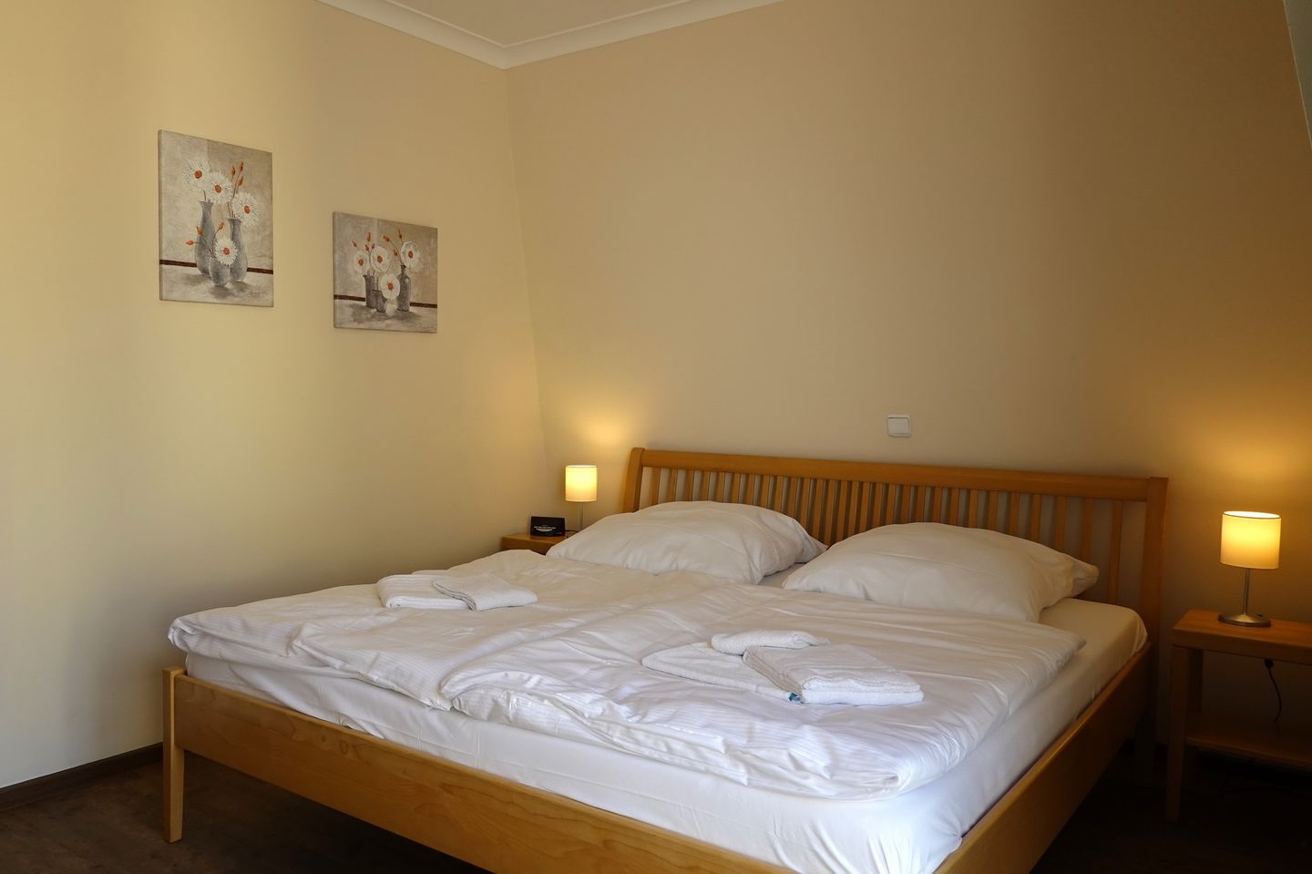 Apartment-Residenz Ostseestrand Apartment-Residenz Ostseestrand 33 Kühlungsborn - Schlafzimmer mit Doppelbett