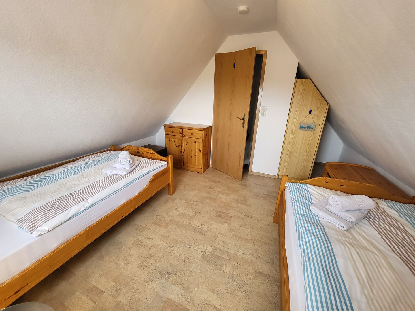  Ferienhaus Wattwurm Norddeich - 