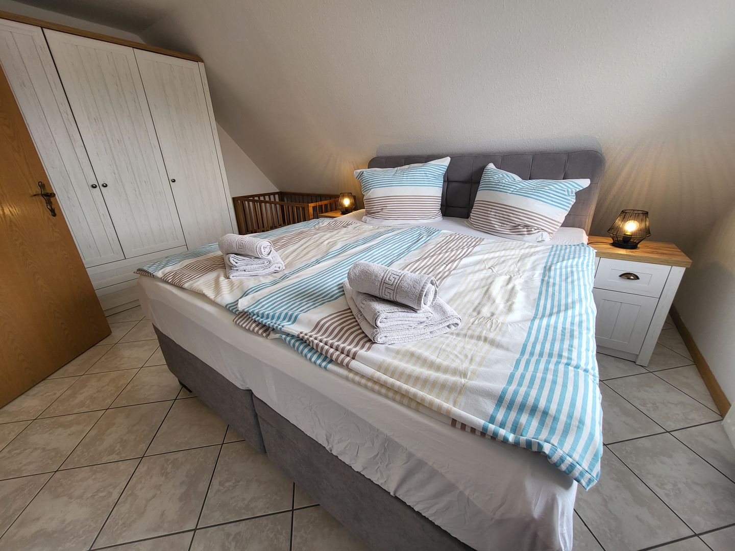  Ferienhaus Wattwurm Norddeich - 