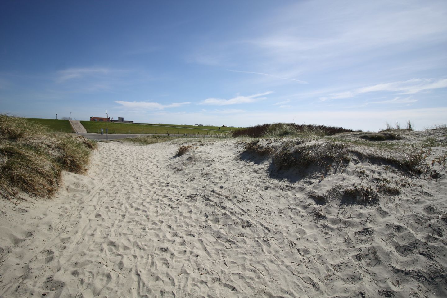  Ferienhaus Wattwurm Norddeich - 