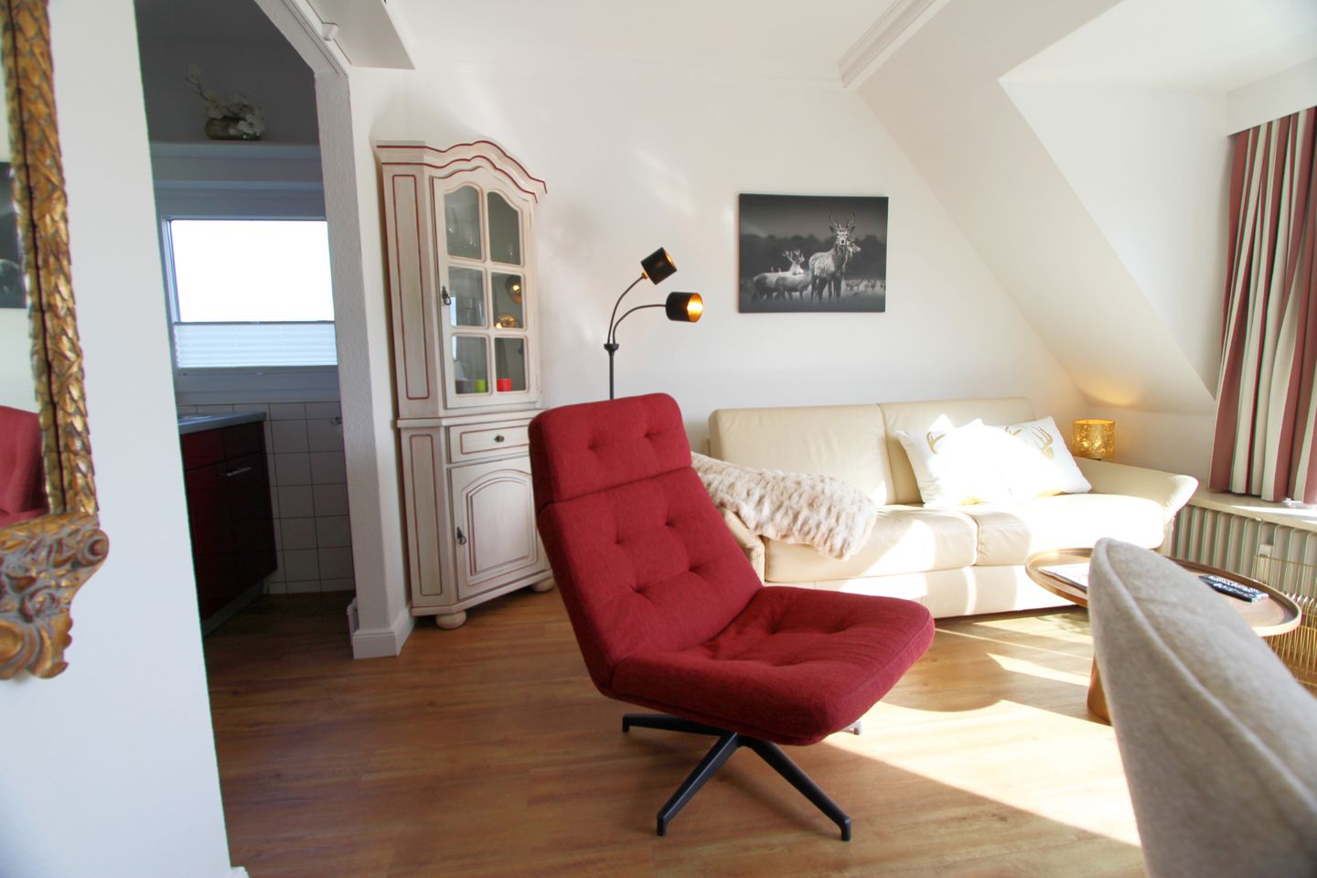 „Sunny Side“ - Seestraße 2B, App. 24 Wenningstedt - Wohnzimmer